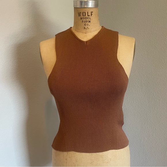 Sophie Rue- NWT Size M Brown Ribbed Tank - Picture 1 of 5